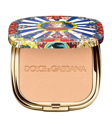 Solar Glow Bronzing Powder sunshine color by Dolce&Gabbana 